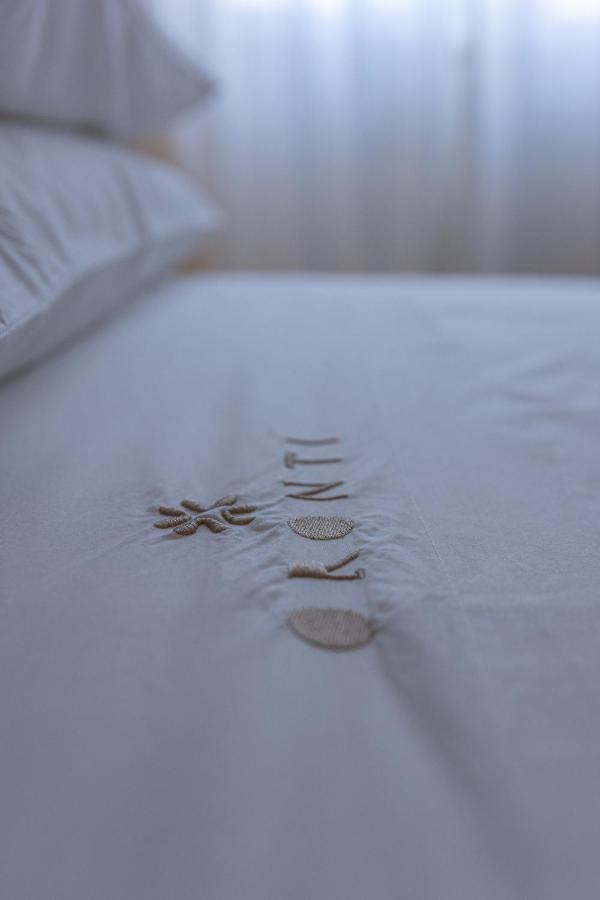 Oronti Accommodations 레체 외부 사진